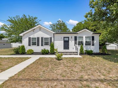 217 Oak Ave