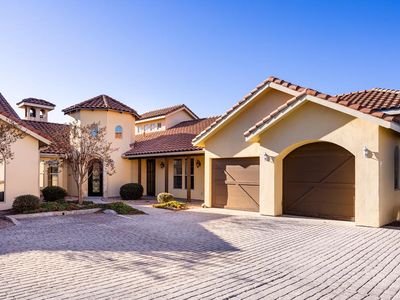3801 Club House Dr UNIT 17