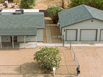 10747 E BOULDER Drive