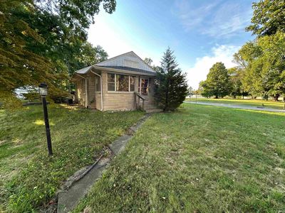 10555 E Black Rd