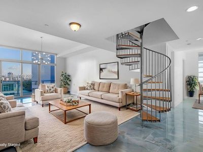 201 Aqua Ave #Penthouse 4