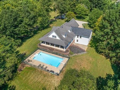 3423 Hazlett Rd