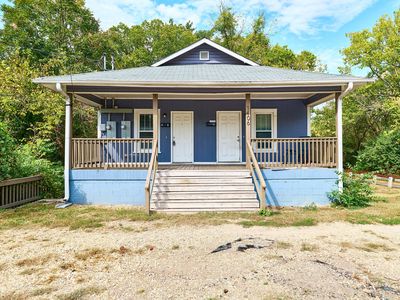 1406 W Club Blvd #A & B