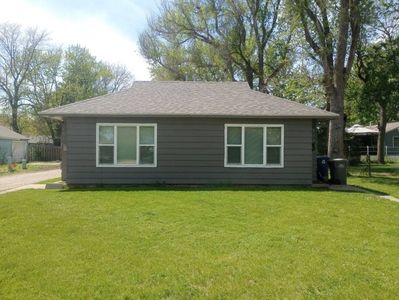 809-811 9th Ave E