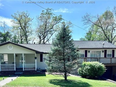 Property at 111 Bryn Mawr Way, Culloden, WV
