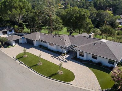 23 Prestwick Court