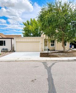 825 San Antonio Pl