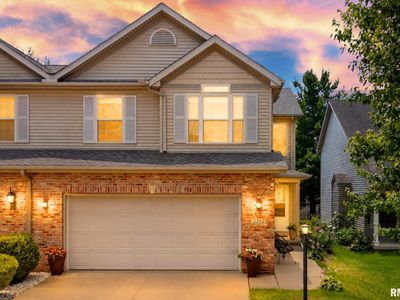 2212 W Kenfield Ct