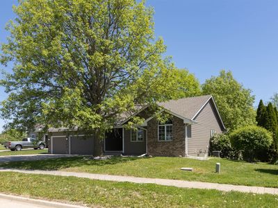 315 Sherrylynn Blvd