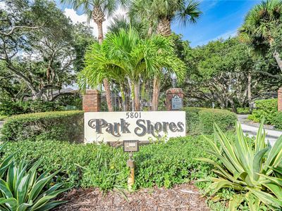 221 Park Shores Cir #221E