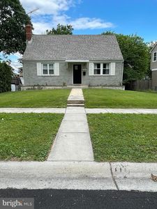 12405 Bushey Dr