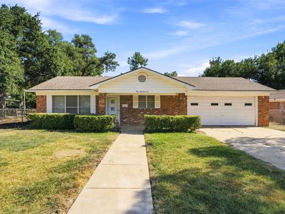 106 Royal Dr
