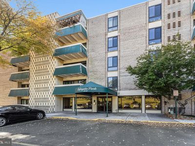 6137 Leesburg Pike APT 506