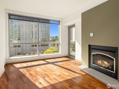 10610 NE 9th Place #903