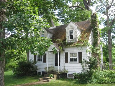 290 Lakeview Dr
