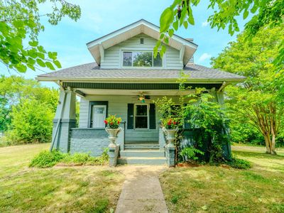 1619 Beaumont Ave
