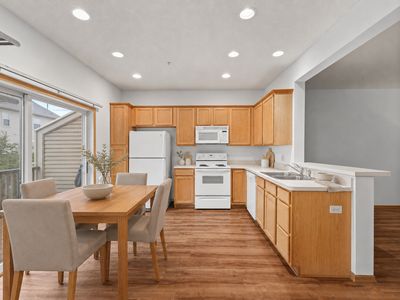 11339 Davenport Cir NE Unit A