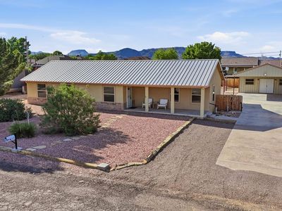 2111 Peach Tree St