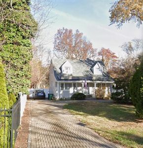 3625 Richmond Rd
