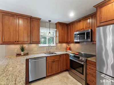139 Heritage Village #B