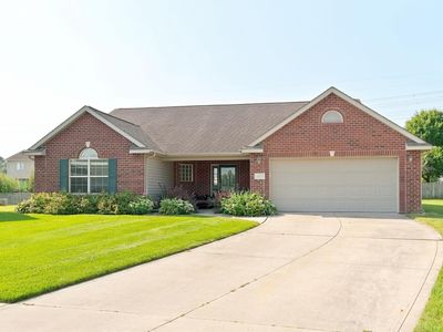 423 Mabry Cv