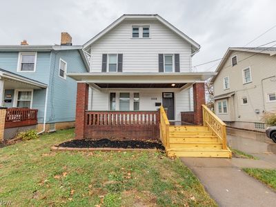 1038 W 11th St