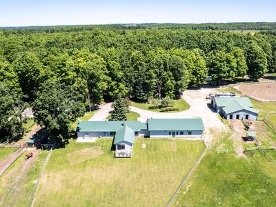 21151 Woodland Trl