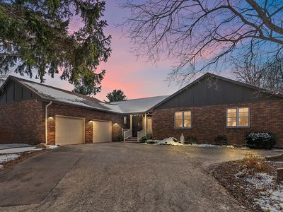 1562 W Tiffany Woods Dr