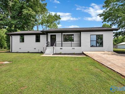 100 Cedar Ln