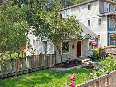 18011 18005 83rd Avenue NE
