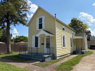 Property at 806 E 4th St, Fowler, IN