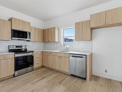 Property at 302 Kraus Ct, West Richland, WA