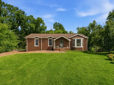 4824 Blue Springs Dr