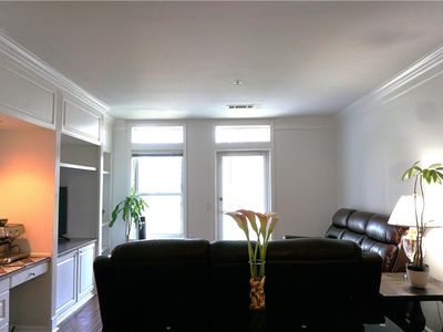 3334 Peachtree Rd NE APT 601