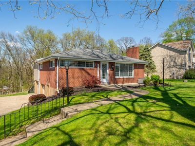299 Maplewood Dr