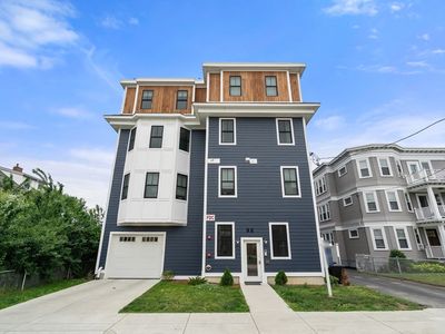 32 Pearl St #4