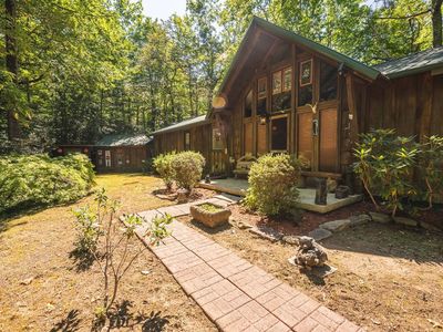Property at 401 Shady Dr, Collettsville, NC