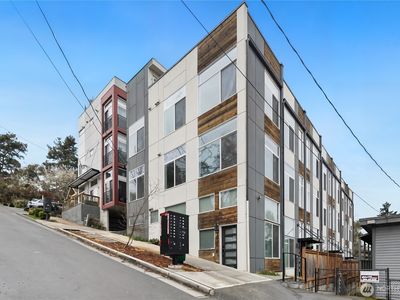 3026 SW Charlestown Street #C