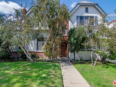 531 N June St