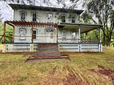 706 Chapman Dam Rd