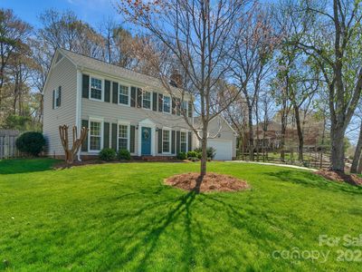 539 Stanhope Ln