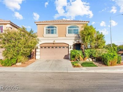 9696 Grayson Hills St