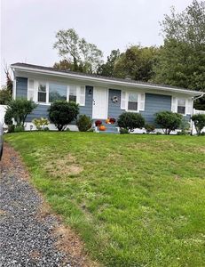 31 Regina Dr