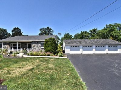 1207 Township Line Rd