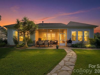 1012 Overlake Dr