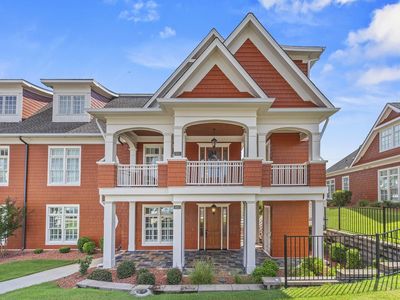 140 Silver Birch Ln
