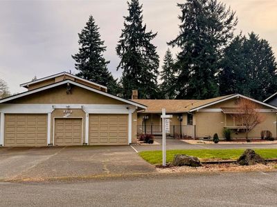 8218 Zircon Drive SW