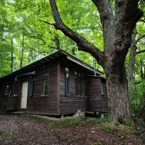 701 Maple Ridge Rd