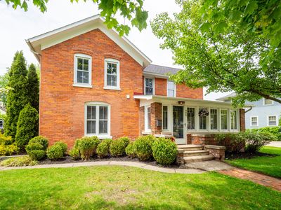 408 S Elm St