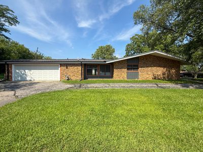 820 Iroquois Trl